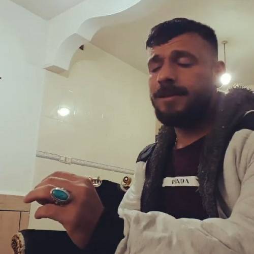 رضا سگوند گوت کسین دارم ولی تو کل کس کارمی